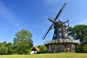 Fototapeta na wymiar Windmill Slottsmöllan in Malmö - Sweden