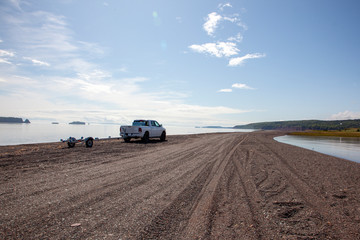 Beach weekend getaway on a rocky shore © Rusty