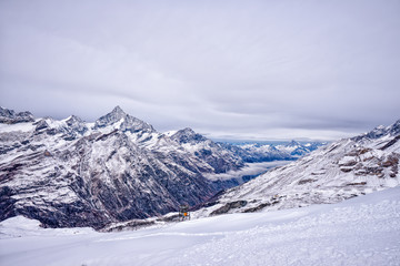 Fototapeta na wymiar View of snow coverd mountain Matterhorn from top of observation deck