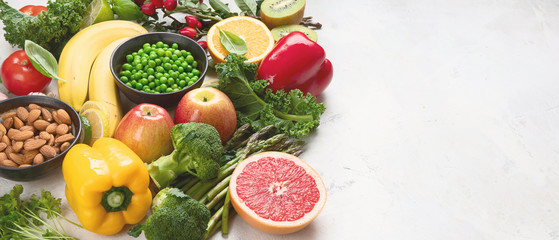 Obraz na płótnie Canvas Foods high in vitamin C