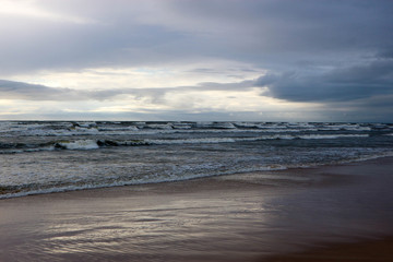 Fototapeta premium evening sky over the baltic sea beach