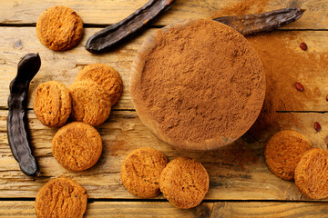 carruba dessert e biscotti fatti a mano sfondo rustico