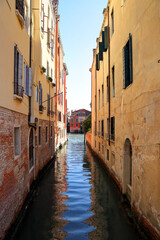 Fototapeta na wymiar A quiet canal in Venice, Italy