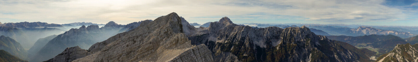 Fototapeta na wymiar Panoramic view from Mala Mojstrovka over the Julian Alps