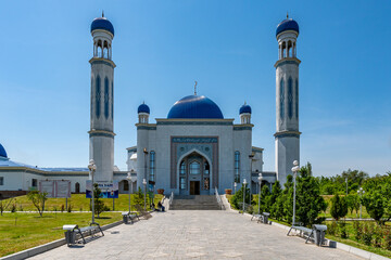 Fototapeta na wymiar Taraz Hibatullah Mosque 27