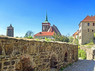 Altstadt von Bautzen mit alter Wasserkunst und Michaeliskirche, Sachsen, Deutschland