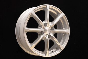 Obraz premium wheel isolated on white background