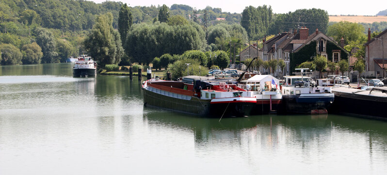 Saint Mamm&egrave;s - Quais de Seine