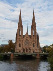 Fototapeta na wymiar Kirche Straßburg