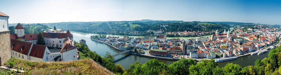Fototapeta premium Landmarks of Germany -Passau. city view with Veste Oberhaus castle