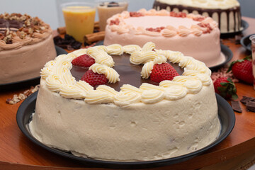 Pastel con fresas