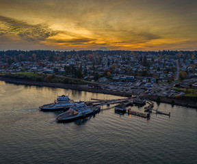 Naklejka premium Steilacoom Sunrise