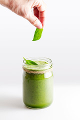 Clean-eating recipe to detox your body