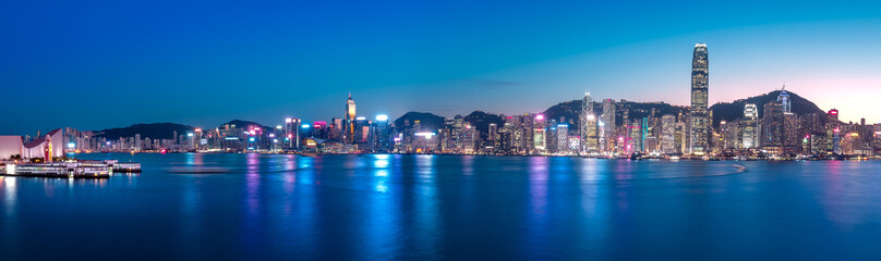 Long exposure photography of Victoria Harbor in Hong Kong 
