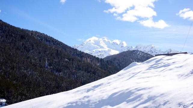 neve sulle alpi