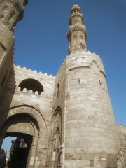 Fototapeta premium Cairo , Egypt - 02.11:2019:mosque , old market and tourists in the ancient Cairo city