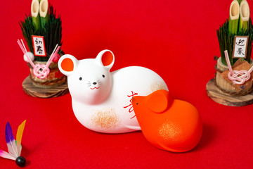 干支の置物　紅白ねずみ