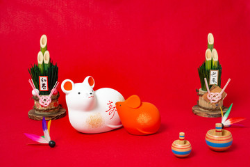 干支の置物　紅白ねずみ