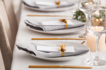 Beautiful table setting with floral decor