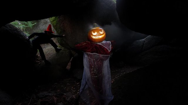 Halloweenk&uuml;rbis in Zauberh&ouml;hle
