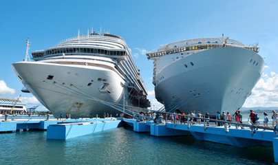Cruise ships docked in the port - obrazy, fototapety, plakaty