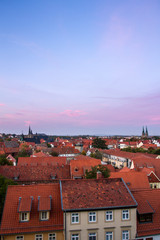 Obraz premium historische Altstadt von Quedlinburg am Abend vom Stiftsberg