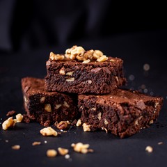 chocolate brownies with nuts