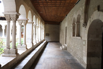 Cloître Saint André le Bas construit au 12 ème siècle à côté de l'abbaye - Ville de Vienne - Département de l'isère - France