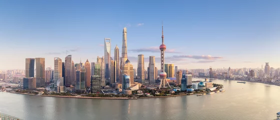 Poster Im Rahmen shanghai skyline panorama im sonnenuntergang © chungking