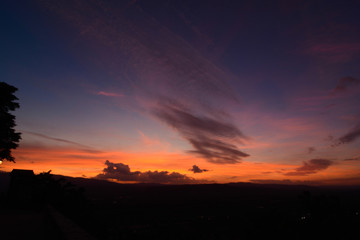 Fototapeta na wymiar tramonto a trevi