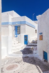 ギリシャ・サントリーニ島 エンポリオの街 3