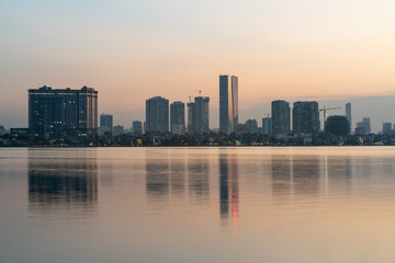 Fototapeta na wymiar Hanoi cityscape at twilight at West Lake (Ho Tay)