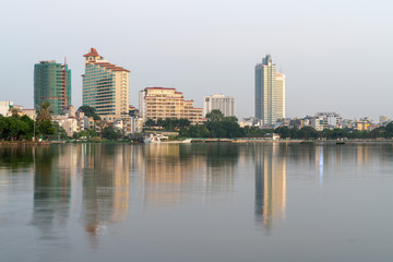 Fototapeta na wymiar Hanoi cityscape at twilight at West Lake (Ho Tay)