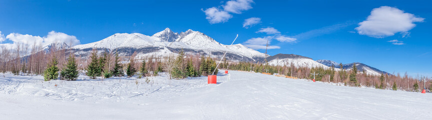 Panorama of the ski slopes in the High Tatras. - 300321683