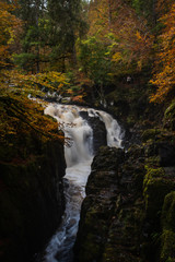 Obraz premium Scottish Waterfall in Autumn