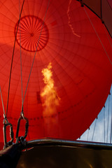 Obraz premium gonflage montgolfière