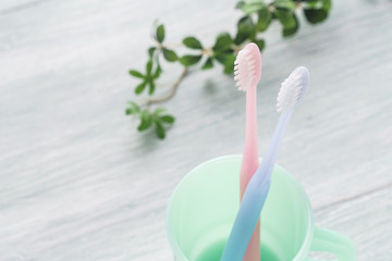 歯ブラシとコップ