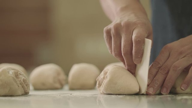 Separando roles de canela