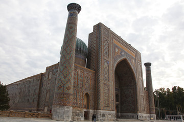 Uzbekistan. Samarkand. Tilla-Kari madrasa 