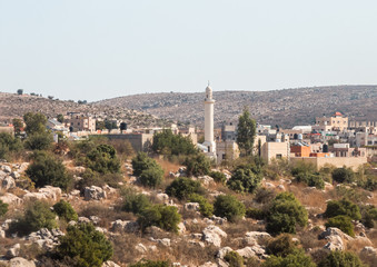 View of highway number 5 to the Palestinian village Bruchin in the Samaria region of Beniamin district near to Rosh Haayin - obrazy, fototapety, plakaty