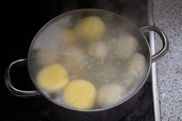  Germany,Chicken soup with semolina dumplings