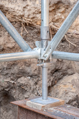 Elements of scaffolding on the reconstruction of the bridge.