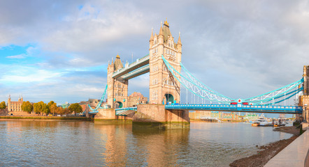 Fototapeta premium Tower Bridge and Tower of London on Thames river - London England