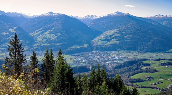 Wattens Bilder Durchsuchen 410 Archivfotos, und Videos