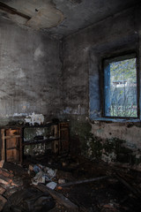interior casa abandonada