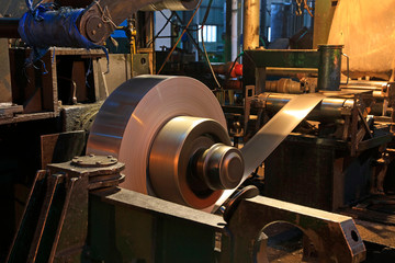 Strip steel in rotation