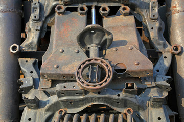 Mechanical spring bearing device