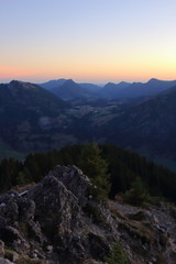 Sonnenaufgang in den Alpen