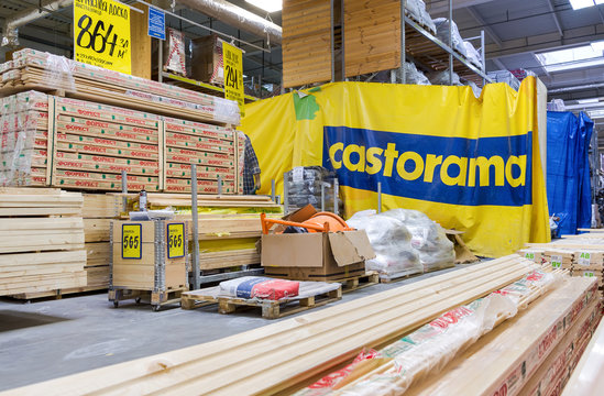 Interior of the Castorama Samara Store