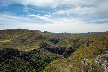 Fototapeta na wymiar view of mountains chapada dos veadeiros